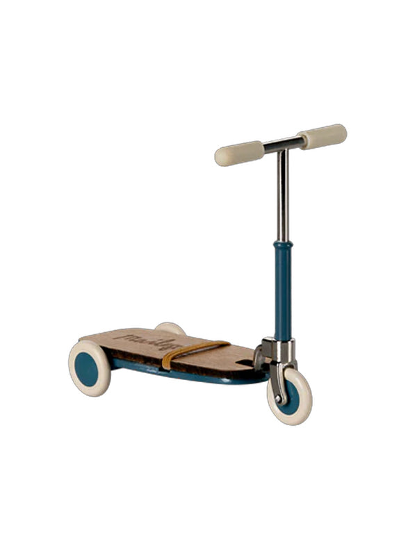 Maileg | Mouse Kickboard in Mint main image 0