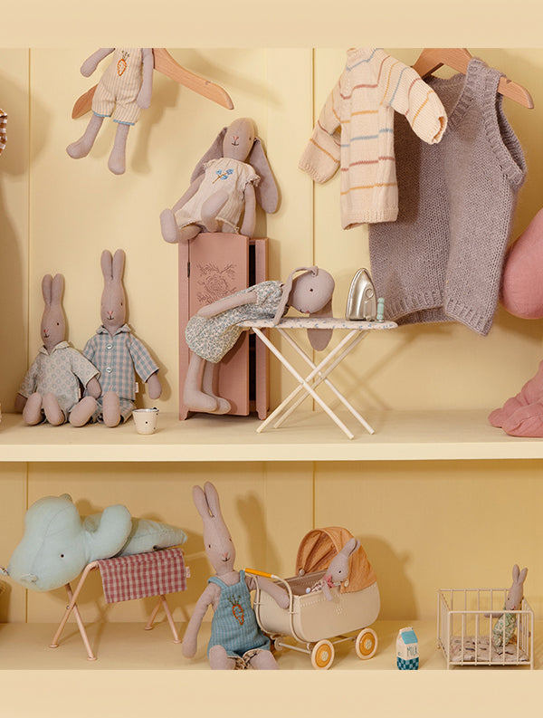 SALE and SPECIAL OFFERS Tagged "Backpacks & Accessories"